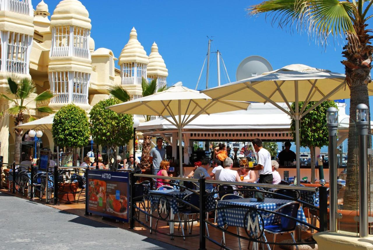 Seafront Top Floor Studio Apartment Benalmádena