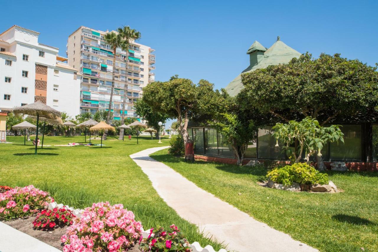 Seafront Top Floor Studio Apartment